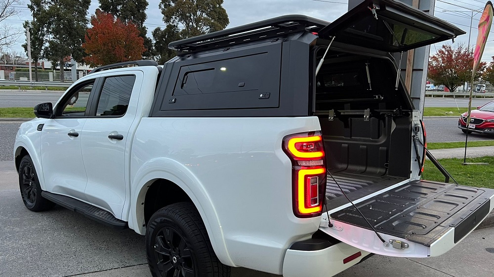 TUB CANOPY PET FRIENDLY FOR GWM CANNON (With Side Window 4w)